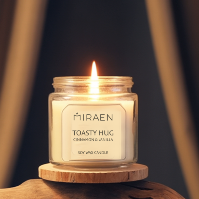 MIRAEN Toasty Hug Soy Wax Candle